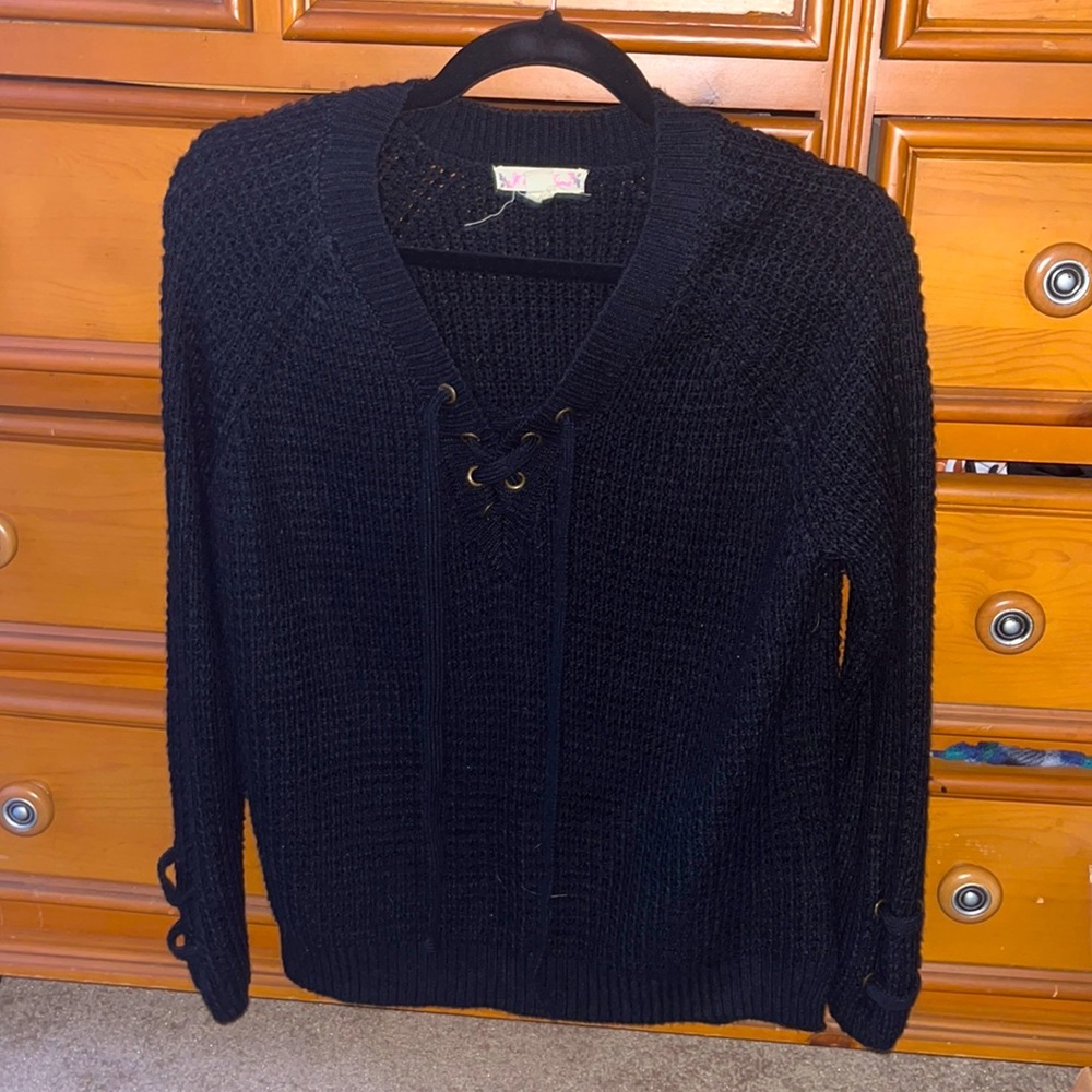 It’s Our Time black criss-cross sweater! size M